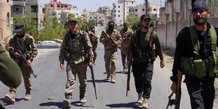 سوريا.. السلطات تسحب قواتها بالكامل من السويداء