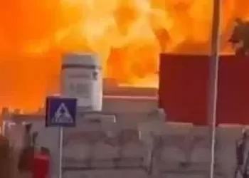 روما.. انفجار هائل بمحطة وقود يخلف عدداً من الإصابات