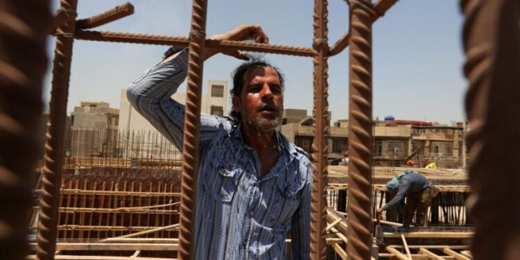 لهيب تموز مستمر.. درجات الحرارة تلامس 50 مئوية في العراق