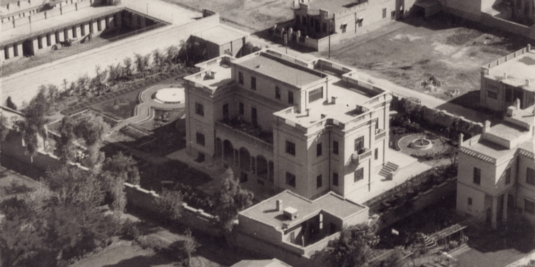 يهودي عراقي يلاحق فرنسا,,, حولت قصر عائلته لسفارة “مجاناً”