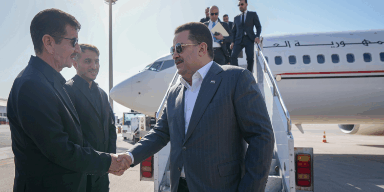 السوداني يصل الى النجف