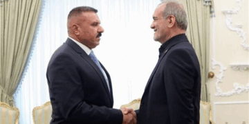 وزير الداخلية يلتقي الرئيس الإيراني في طهران