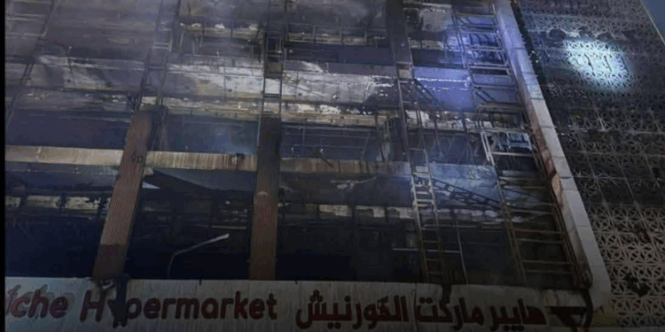 فاجعة حريق “مول الهايبر” في الكوت,,, مصرع نحو 50 شخصاً و واسط تعلن الحداد