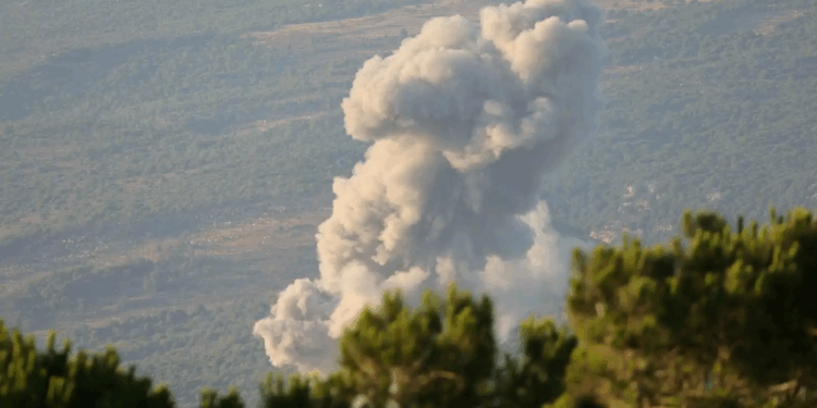 إسرائيل تعلن تفاصيل غارة جنوب لبنان