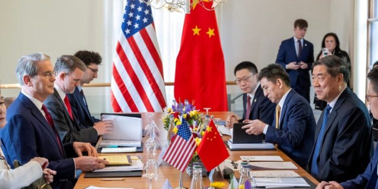 امريكا والصين تســـتأنفان محادثات في مسعى لتمديد هدنة تجارية