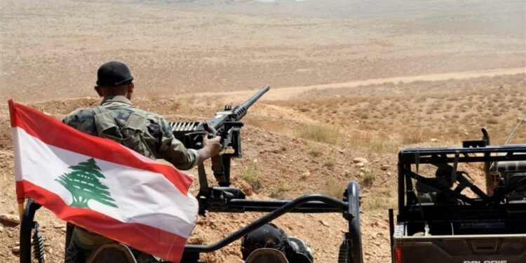 توقيف عشرات السوريين في لبنان