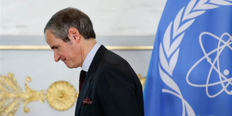 مفتشو الوكالة الدولية للطاقة الذرية يغادرون إيران