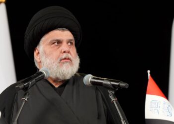 الصدر يتبرأ من 31 مرشحاً للانتخابات بدعوى انتمائهم للتيار الوطني الشيعي وسرايا السلام