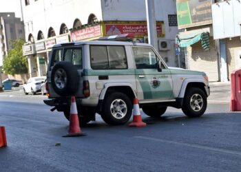 السعودية.. ضبط 7 نساء و5 رجال في شقة لـ”ممارسة الدعارة”