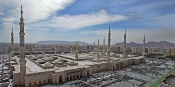 صحيفة لوموند.. “هل وضع النبي محمد “ص” حجر الأساس لــ”دولة سياسية دينية؟