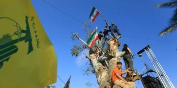 حزب الله يرفض تسليم السلاح وغضب داخل الدولة اللبنانية