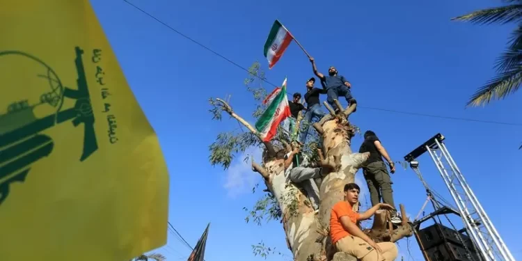 حزب الله يرفض تسليم السلاح وغضب داخل الدولة اللبنانية