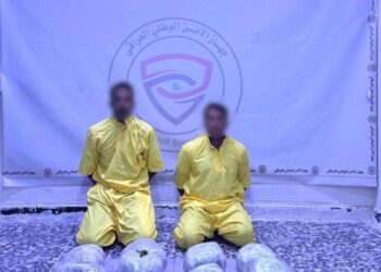 يفكك شبكة دولية لتجارة المخدرات في البصرة