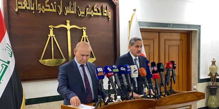 إلـــزام جميع المرشحين للانتخابات بتقديم ذممهم المالية