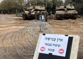 اسرائيل.. نقلنا جنودا وطائرات للجبهة السورية