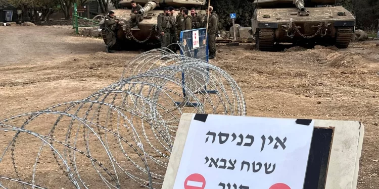 اسرائيل.. نقلنا جنودا وطائرات للجبهة السورية