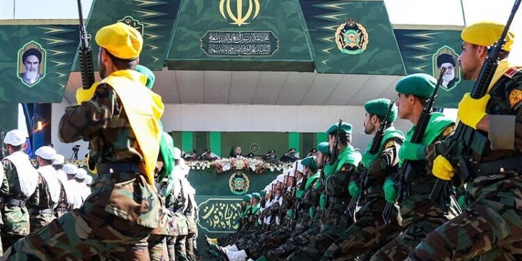 سوريا.. اعتقال أفراد مرتبطين بالحرس الثوري الإيراني