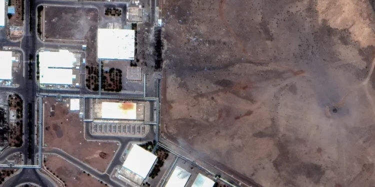 إيران تبدي استعدادها لاستئناف المفاوضات النووية مع واشنطن مع طلب “ضمانات”