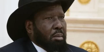رئيس جنوب السودان يُقيل قائد الجيش بعد 7 أشهر من تعيينه