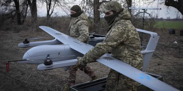 عشرات المسيّرات الأوكرانية تهاجم ثاني أكبر مدينة في روسيا