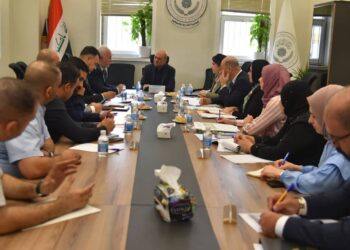 اللجنة العليا لتبسيط الإجراءات في رئاسة الوزراء تتابع تنفيذ الخدمات في وزارة المالية