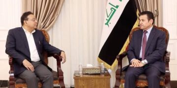 الاعرجي يلتقي السفير الهندي