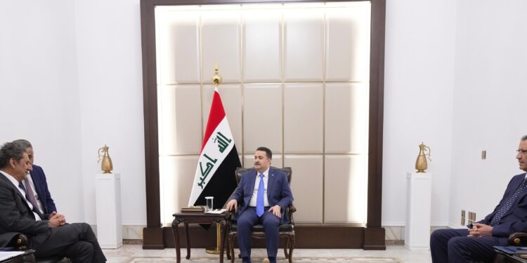 السوداني.. العراق ملتزم بالتنويع في مجال الطاقة وخفض الانبعاثات ضمن رؤية الحكومة للتحول الاقتصادي والبيئي