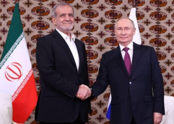 مصدر إيراني ينفي تلقي طهران رسالة من بوتين بشأن “التخصيب الصفري”