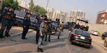 مكافحة الشغب تحضر أمام مقر الأنواء الجوية لحماية المتظاهرين