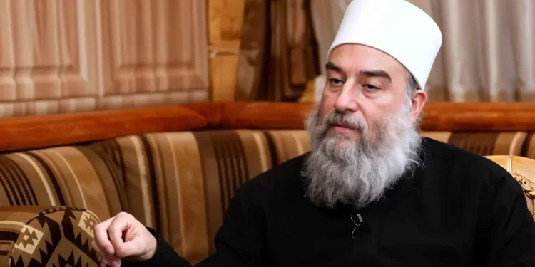 الزعيم الروحي للدروز يعلن الاســــتمرار بالقتال ضد الجيش السوري