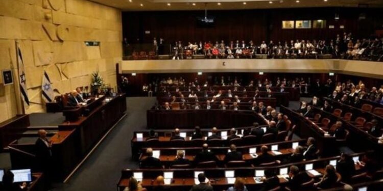 الكنيست يصوت لصالح مشروع قانون لفرض سيادة إسرائيل على الضفة وغور الأردن