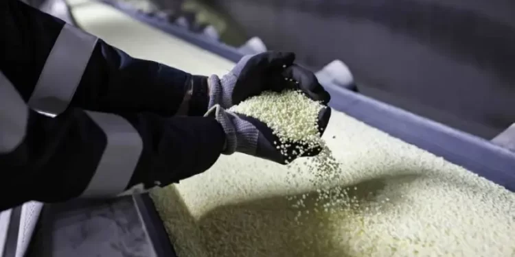 مخاوف من أزمة أسمدة عالمية بسبب الصراع في الشرق الأوسط