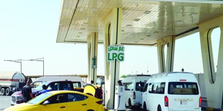 العراق يشهد ارتفاعاً كبيراً في استهلاك غاز السيارات خلال النصف الأول من العام الجاري