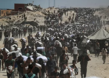 ترامب يقول كثيرون يتضورون جوعا في غزة ويتعهد بإنشاء مراكز للطعام