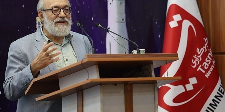 مسؤول إيراني يدعو لاغتيــــــال ترامب,,, فعل (شرعي قانونياً ودينياً)