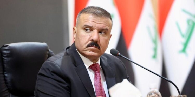 وزير الداخلية يتوقع دخول 5 ملايين زائر أجنبي إلى العراق خلال زيارة الأربعين