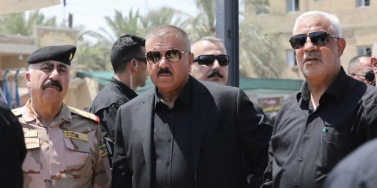 وزير الداخلية يعلن نجاح الخطة الأمنية لزيارة الأربعين