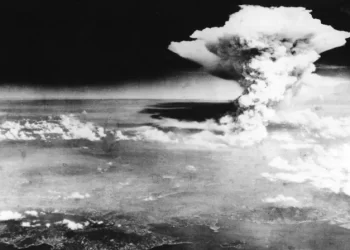 هيروشيما تدعو العالم للتخلي عن السلاح النووي,,, بعد 80 عاماً من قصفها