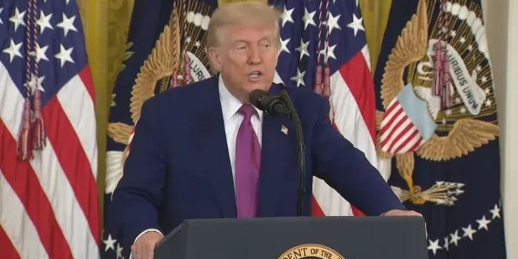 ترامب يدعـــو جميع دول الشرق الأوسط إلى “التطبيــــع”