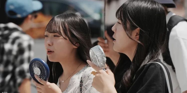 اليابان تسجل حرارة قياسية بلغت 41.6 درجة مئوية