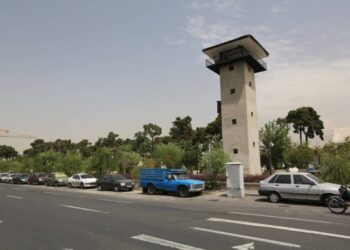 إيران.. اعتقال 3 مشتبهين في ارتباطهم بـ”مجاهدي خلق”