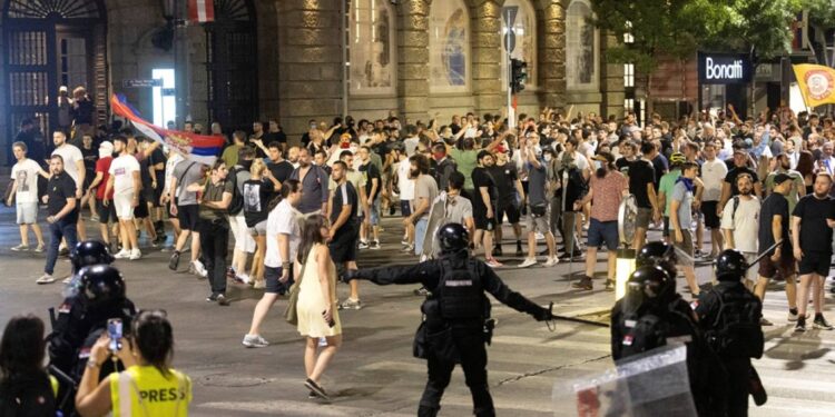 صربيا.. تظاهرات مناهضة للفساد تعم أكثر من 10 مدن