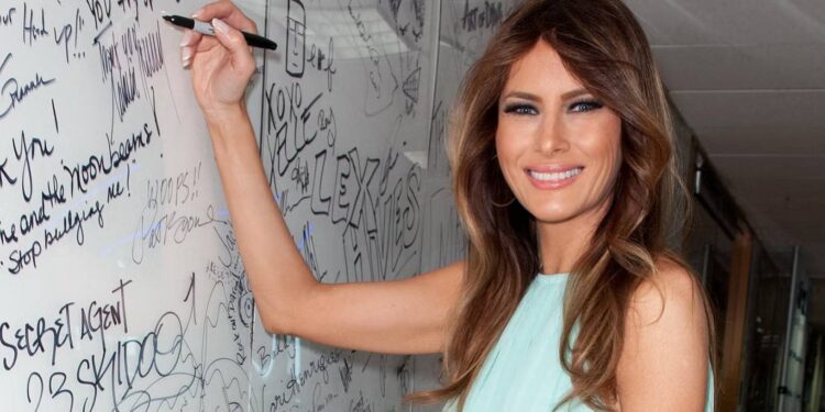 هل دونالد ترامب صاحب رسالة ميلانيا إلى بوتين؟