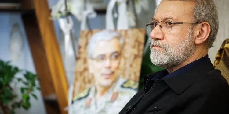 إيران تشــــكل “لجنة دفاع عليا” تحسباً للحرب