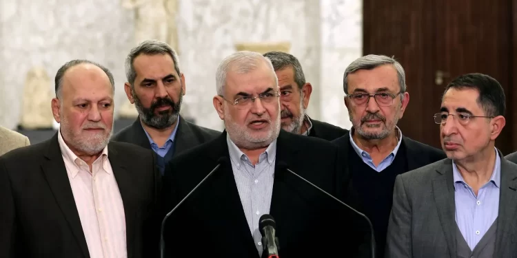 لبنان.. حزب الله يتحضّر لمواجهة “نزع السلاح”,,, وخياراته محدودة