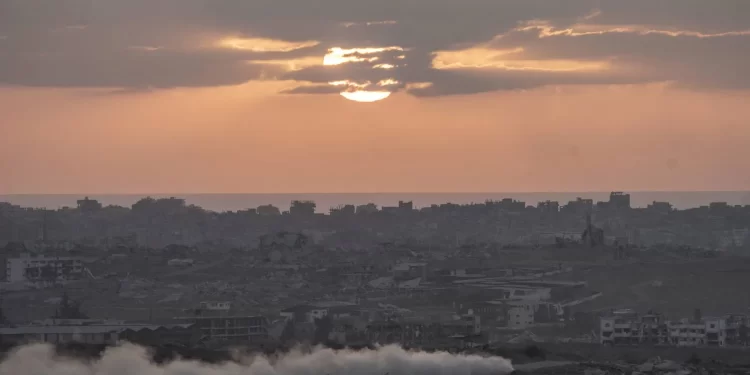 استهداف إسرائيلي يقتل 18 فلسطينياً باستهداف إسرائيلي للنازحين ومنتظري المساعدات في غزة