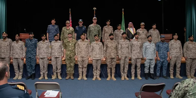 لاريجاني يجري مباحثات نووية مع نظيره السويسري