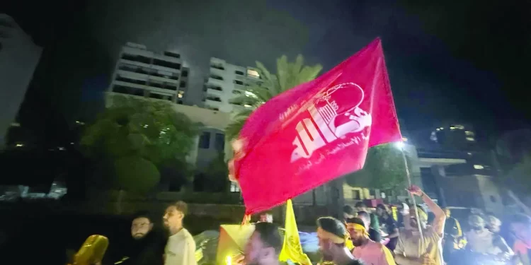 حزب الله يلجأ إلى شدّ العصب الطائفي لإحباط قـــرار “حصرية السلاح”