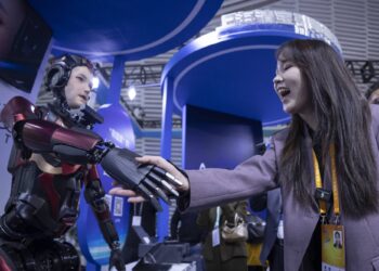 مبادرة صينية للتحول الاقتصادي الكامل نحو “الذكاء الاصطناعي”