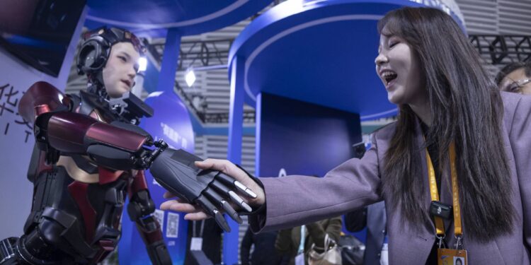 مبادرة صينية للتحول الاقتصادي الكامل نحو “الذكاء الاصطناعي”